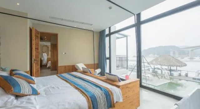 Люкс с балконом и с видом на море Beier Business Hotel (Ergun Hasar Square)