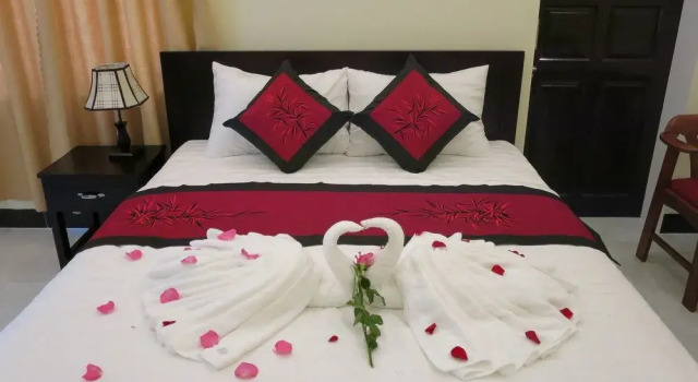 Fireworks Homestay, Забронировать Отель Кам-Чау Хойан