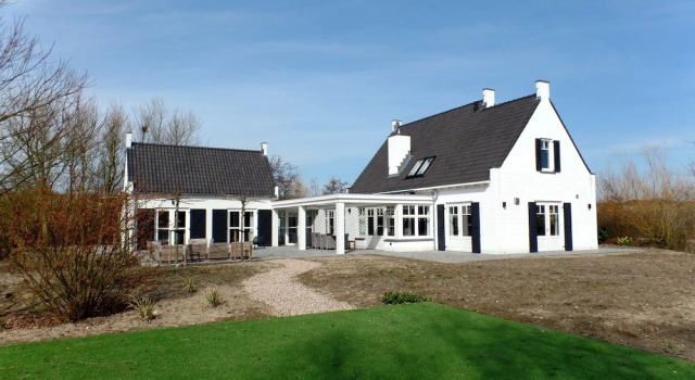 Beautiful Detached 10 Person House Within Walking Distance of the Beach in Ouddorp, Забронировать Отель Ауддорп 