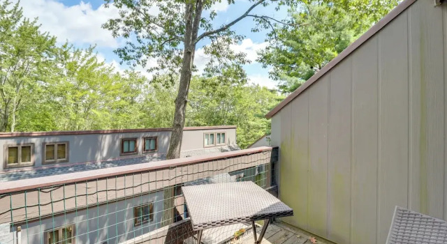 Community Indoor Pool: Tannersville Townhome