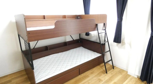 Alpha Square Minami 6 Jo 303