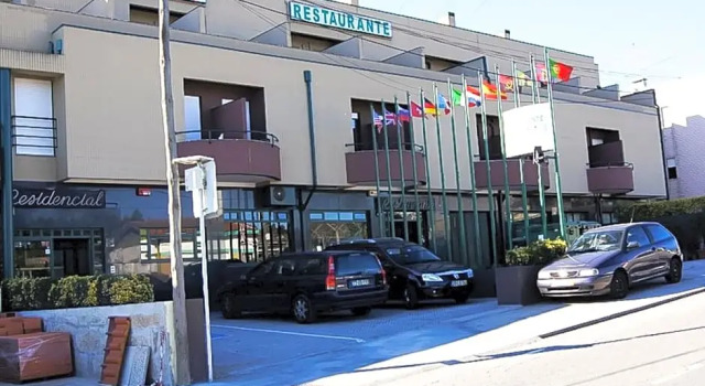 Residencial Dona Teresa, Varaa Hotelli Hotellit Porto pysäköinnillä, Pysäköinti