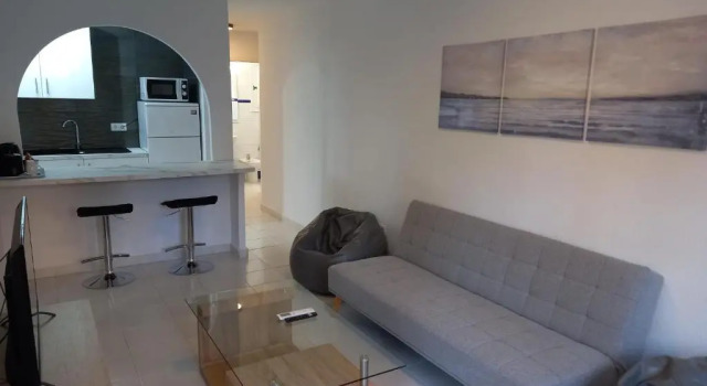 Fantástico Apartamento a 50m de playa Colon y Paseo, Rezerwuj Apartament Hotele w Murcja z parkingiem, Parking