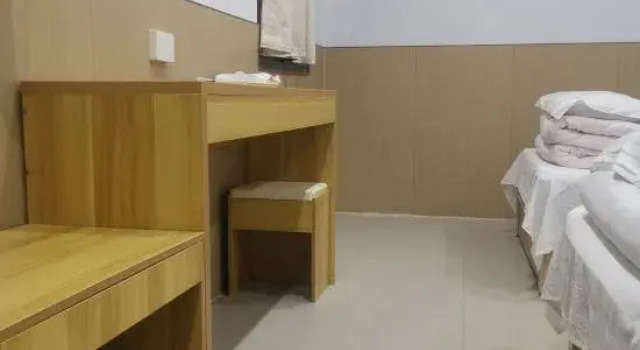 Xingkun Hotel (Zhumadian Dongping Road Fourth Middle School East Campus), Rezervovat Hotel Zhumadian Henan