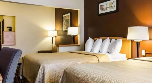 Люкс Quality Suites Near West Acres