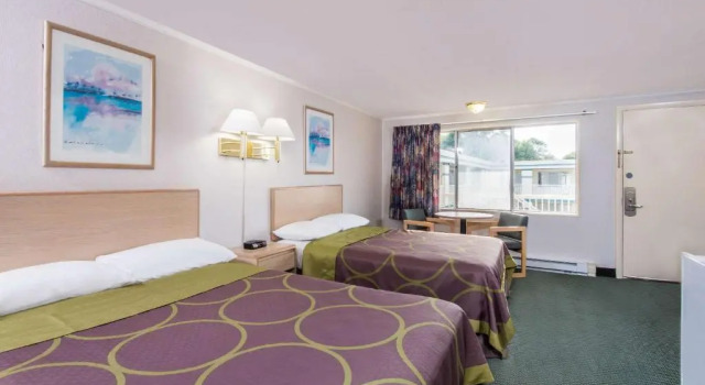 Четырёхместный номер Standard Relax Inn Cape Cod West Yarmouth Hyannis