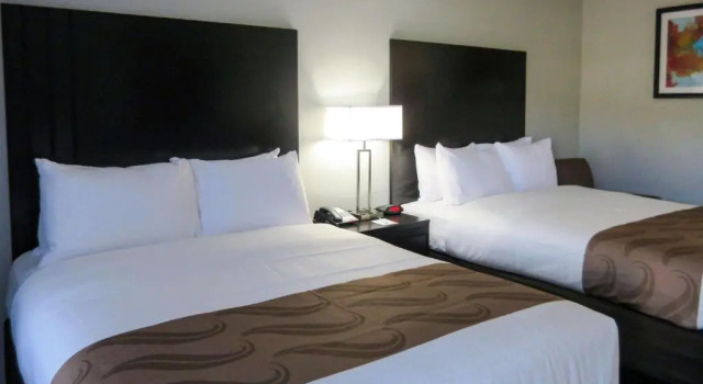 Standard Neljän hengen huone American Inn