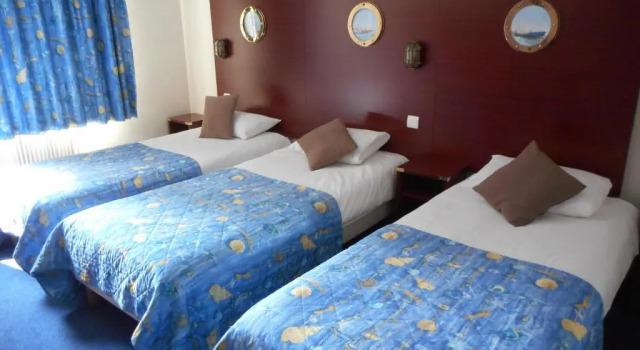 Семейный номер Standard Hôtel Les Gens de Mer La Rochelle