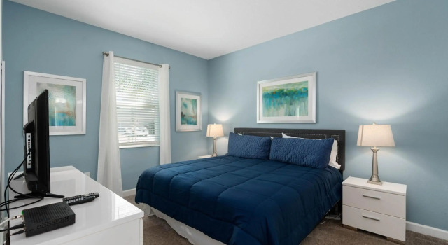 8 Bedroom Resort Style Home close to Disney.