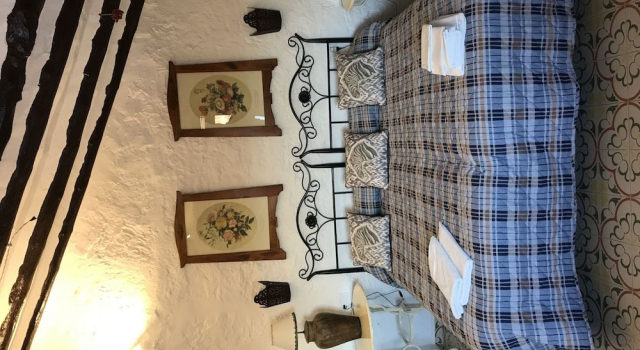 Cortijo Bustamante, Book Hotel Hoteller i Baza med morgenmad, Morgenmad