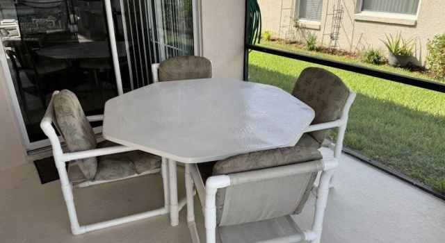 Коттедж с 4 комнатами Cullen Villa 4 Bedroom Home