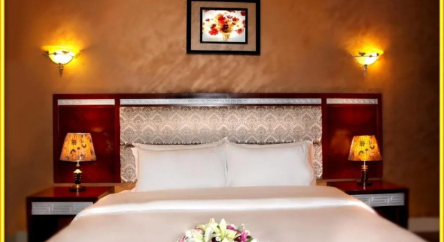 Al-Houdaj Hotel Suiets