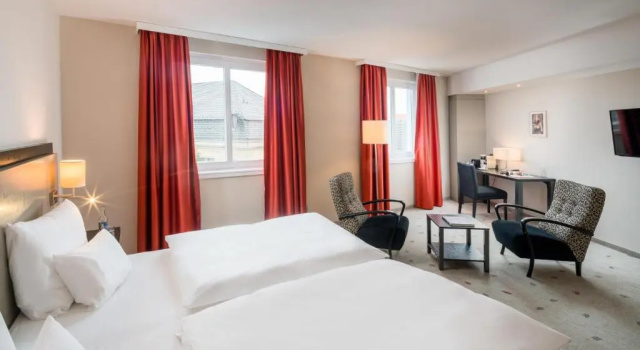 Полулюкс Steigenberger Hotel Bielefelder Hof