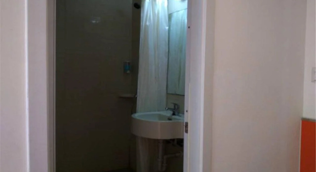 Quzhou Jiujiu Business Hotel