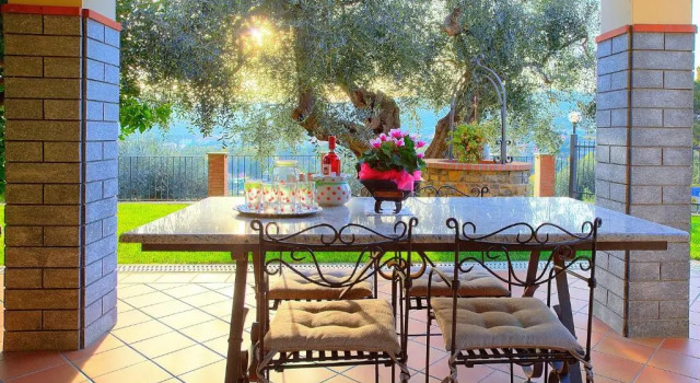 Guest House Luciana, Забронировать Гостевой дом Диано-Кастелло Ривьера-дей-Фьори
