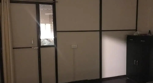 Swachh Room - Hostel