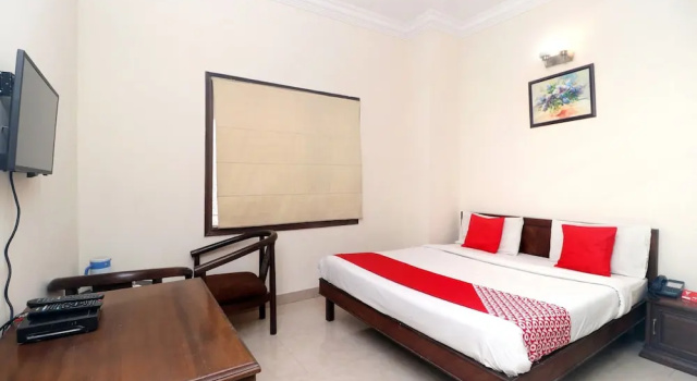 Номер Standard OYO 18964 Hotel Temple View