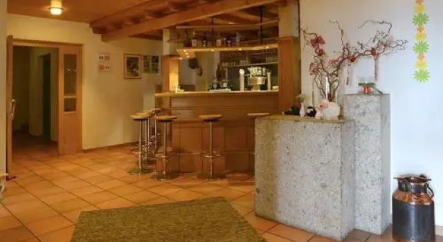 Edelweiß Familienappartements, Book Hotel Hotels in Vorarlberg with a Pool, Swimming Pool