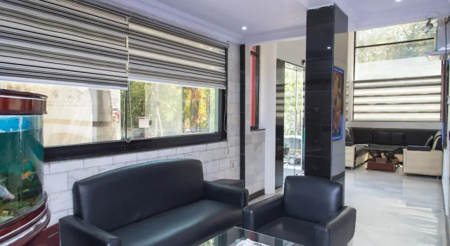 OYO 12656 Hotel Green View International, Забронировать Отель Отели штата Раджастхана с парковкой, Парковка