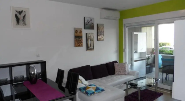 Apartment Mermaid, Prenota Appartamento Splitska 
