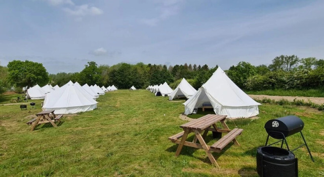 6 Meter Bell Tent - Up to 6 Persons Glamping, Book Campingplads Camping og glamping i Essex, Campingplads