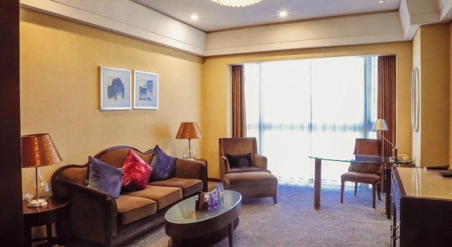 Люкс Executive Shenzhen Century Kingdom Hotel