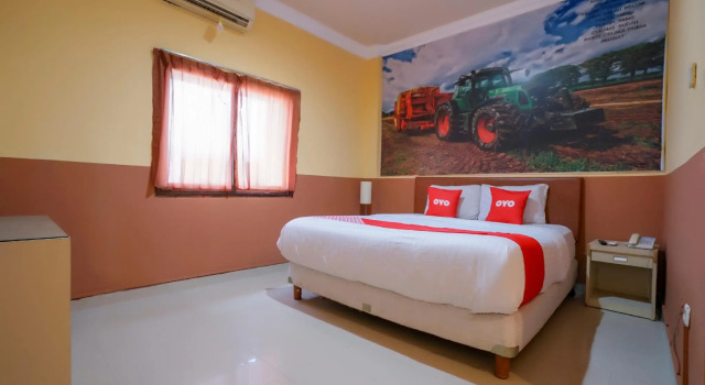 Люкс Capital O 2064 Kartika Sriwijaya Hotel