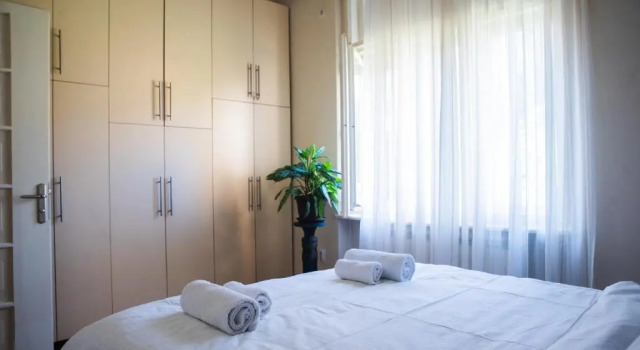 Crown apartment with garden view