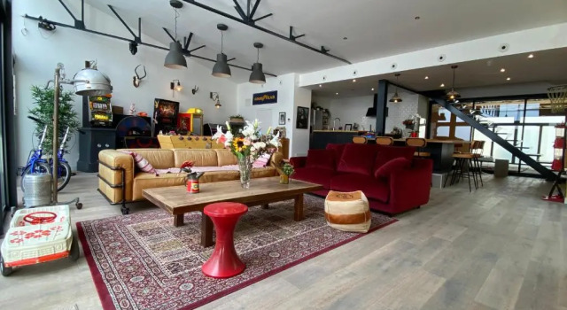 Loft Spa Reims-fr 200m2 privatifs, piscine intérieure chauffée, spa et parking, Rezerwuj Ośrodek wypoczynkowy Reims Champagne