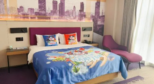 Семейный люкс Hampton by Hilton Wuhan railway Station