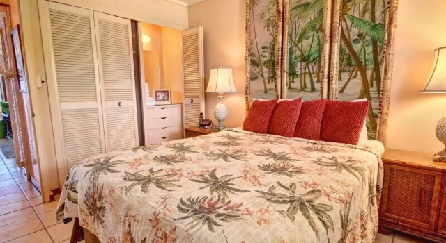 Oceanfront Luxury Maui Sands Unit 5F by RedAwning, Забронировать Отель Хоноковаи 