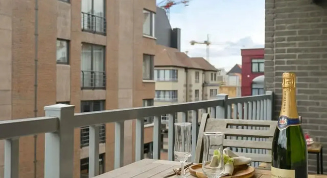 Апартаменты Stunning Modern Apartment With Large Terrace