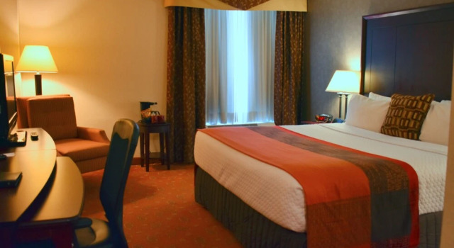 Номер Standard Crowne Plaza Hamilton