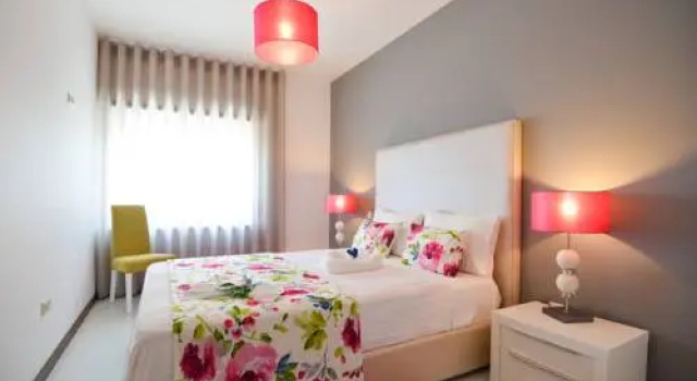 Holidays Nazare, Rezervovat Hotel Hotely v Oeste s parkováním, Parkování