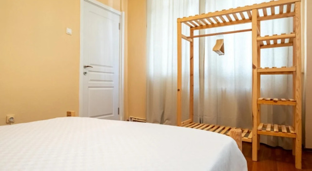Excellent Flat With Balcony Near Taksim Square, Забронировать Апартаменты/квартира Апартаменты Стамбула, рядом с Улица Истикляль, Апартаменты/квартира