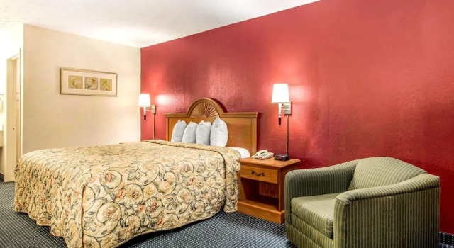 Quality Inn & Suites, Buchen Sie Hotel LaGrange Georgia