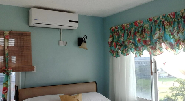 Habitacion moderna y acogedora de Azur