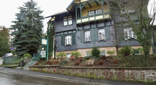 Villa Bomberg, Book Villa Cottages in Rennsteig, Cottage