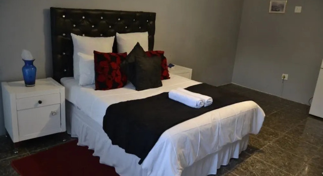 Трёхместный номер Deluxe с видом на горы Thembisiz Guesthouse