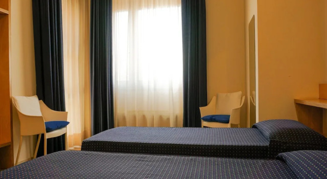 Трёхместный номер Standard с балконом Albergo Ristorante Saverino