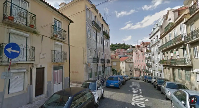 Moniz Blue One-Bedroom Apartment - by LU Holidays