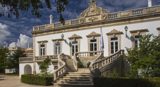 Quinta Das Lagrimas, Забронировать Отель Отели Коимбры с парковкой, рядом с Маленькая Португалия, Парковка