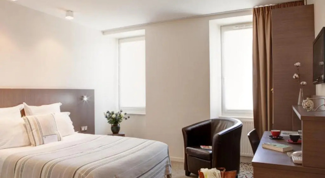 Двухместный номер Superior с видом на город Hôtel Le Benhuyc