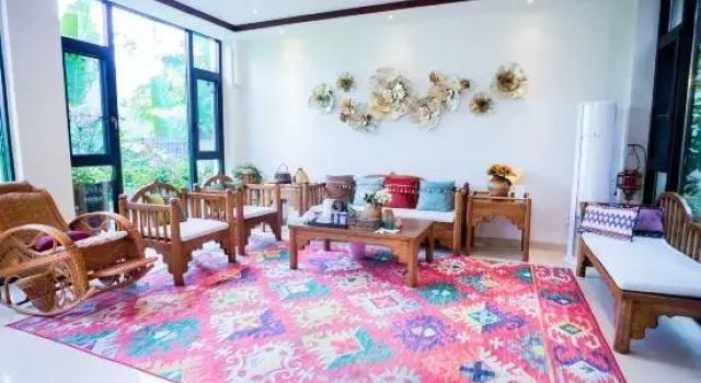 Holiday inn Tai Lai La