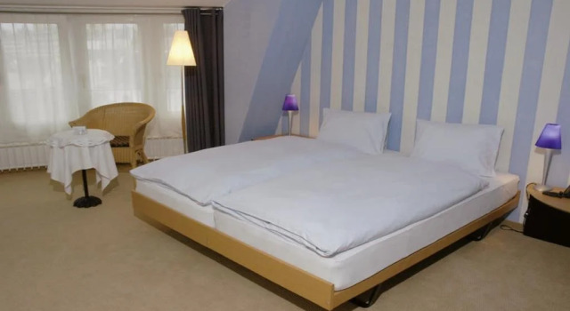 Hotel Bären, Забронировать Отель Лахен 