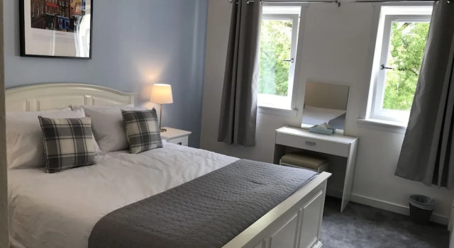 Chessels Court Apartment, Забронировать Апартаменты/квартира Эдинбург Midlothian, рядом с Национальный музей Шотландии