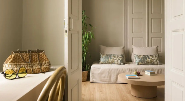 Двухместный люкс с видом на город Syros Soul Luxury Suites