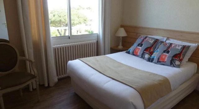Двухместный номер Standard с видом на внутренний двор Family Golf Hotel