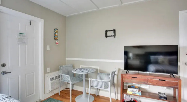 Апартаменты Walk to Shore: Wildwood Crest Studio w/ Pool View!