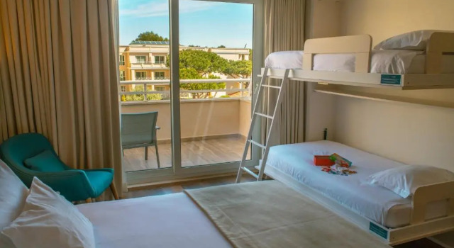 Семейный номер Standard с балконом Onyria Quinta da Marinha Hotel